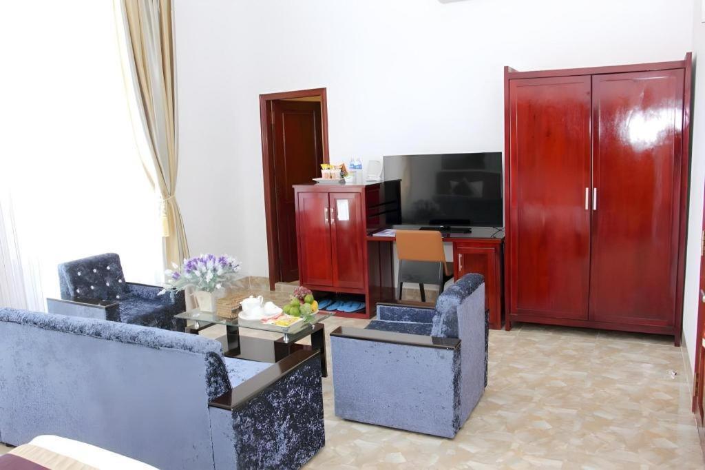 Tran Vinh Hotel Bac Lieu Экстерьер фото